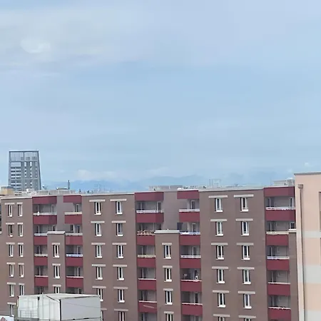 Bright In Within Sight Of Alps Apartment